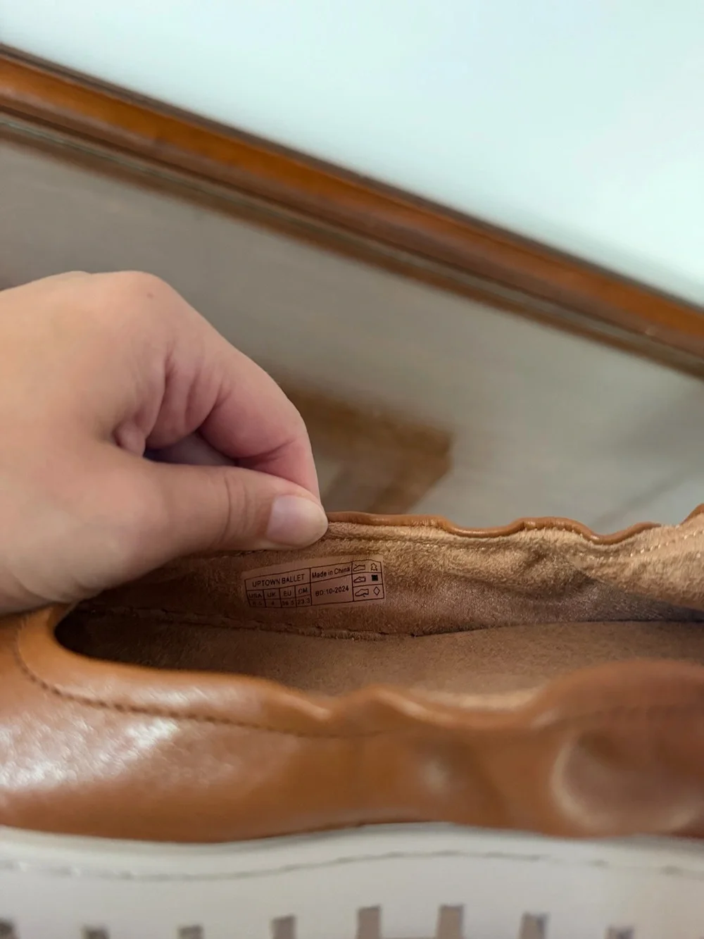 Vionic Uptown Ballet Flats Women’s 6.5 Tan Leather Comfort Shoes